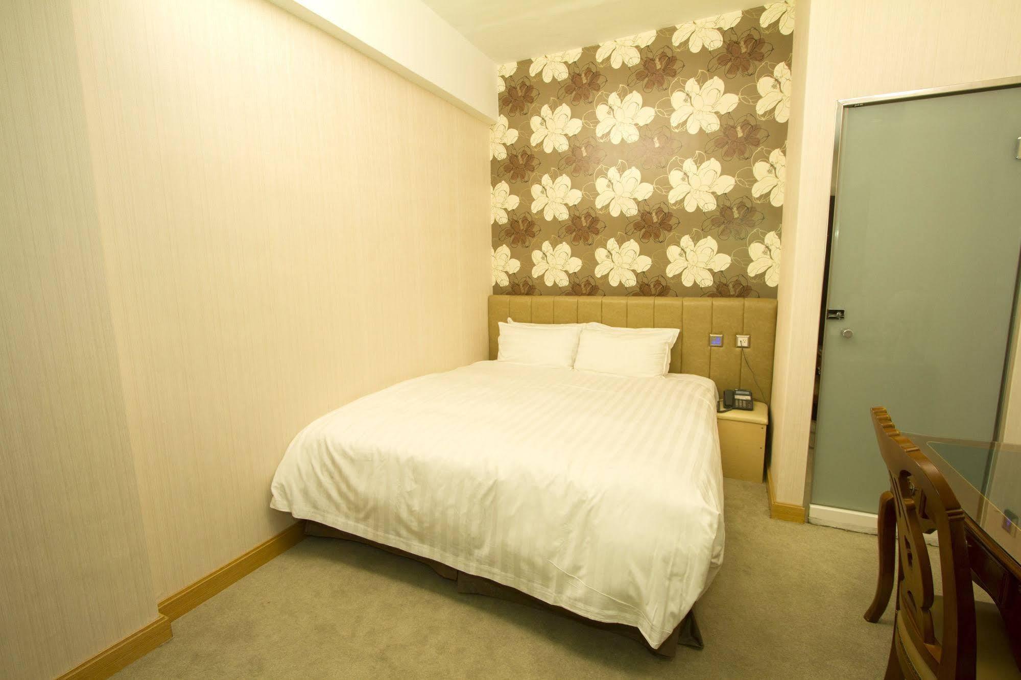 Hunt Champion Hotel Taichung Dış mekan fotoğraf